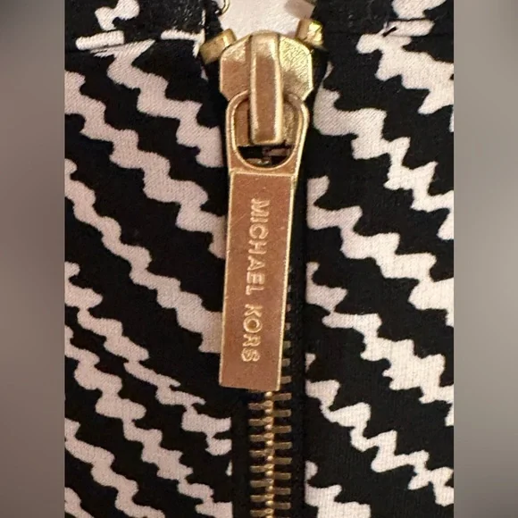 MICHAEL KORS Comfortable Black & White Geometric Short Sleeves Mini Dress Sz S - Picture 9 of 15
